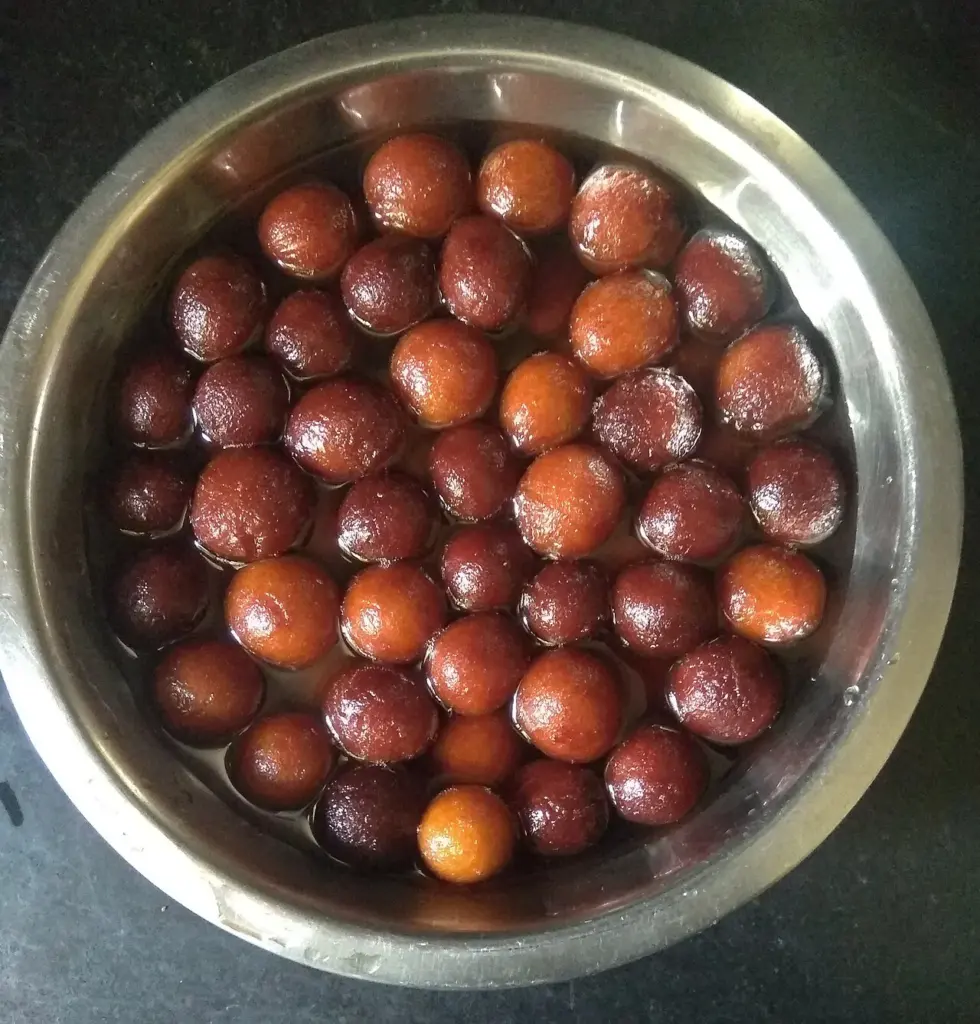 Gulab jamun